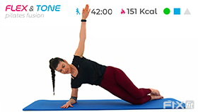 allenamento di pilates con esercizi total body e mobilità