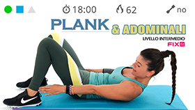 allenamento mirato alla tonificazione addominale con plank e addominali