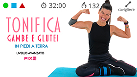allenamento di tonificazione gambe e glutei con cavigliere opzionali
