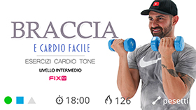 allenamento di tonificazione mirata di braccia e spalle con pesetti e cardio