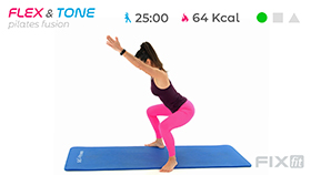 allenamento di pilates con focus glutei e core