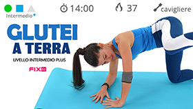 mini allenamento mirato per tonificare gambe e glutei con cavigliere opzionali