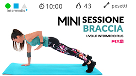 mini allenamento con esercizi per tonificare braccia, spalle e petto
