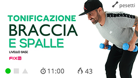 allenamento per tonificare braccia e spalle con esercizi cardio senza salti
