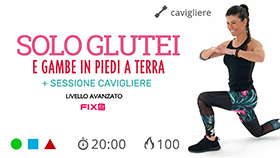 allenamento di tonificazione mirata con esercizi per i glutei in piedi e a terra