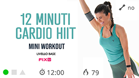 allenamento veloce di 12 minuti con cardio HIIT ad alta intensità intervallata