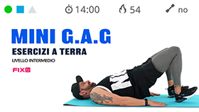 mini sessione di tonificazione con esercizi per gambe, addominali e glutei