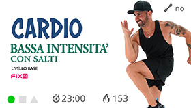 allenamento cardio veloce con esercizi ad alto impatto a circuito