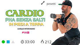 allenamento cardio PHA di 30 minuti con sessioni di tonificazione in piedi, a terra e cardio