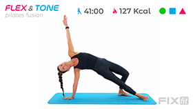 allenamento di pilates con variazioni di plank