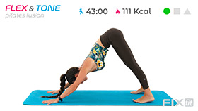 workout di pilates con focus parte bassa e plank