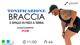 allenamento mirato e veloce per braccia e spalle con tempi di lavoro che superano i 60 secondi a gruppi muscolari