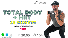 allenamento impegnativo ad alta intensità e lavoro muscolare con blocchi HIIT