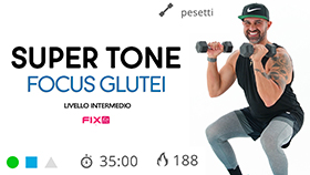 allenamento completo di tonificazione total body con focus glutei