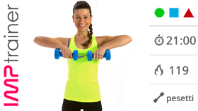allenamento completo con pesetti per rassodare le braccia