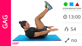 mini allenamento sul tappetino per tonificare gambe, addominali e glutei