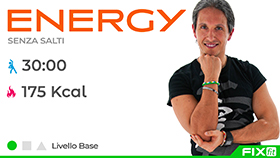 allenamento di aerobica a tempo di musica della durata di 30 minuti