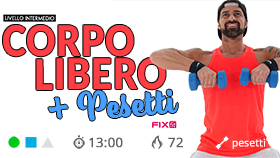 allenamento veloce per braccia e spalle con pesetti