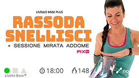 allenamento cardio con addominali e glutei a terra