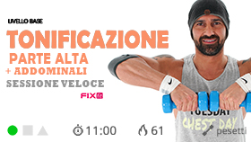 mini allenamento per braccia e addome