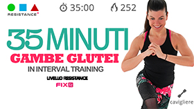 allenamento completo per tonificare gambe e glutei in interval training